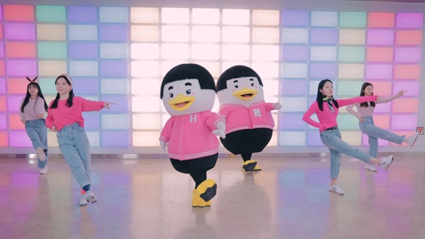 사진=호남대학교/덕(Duck) 날아온다 뮤직비디오 장면