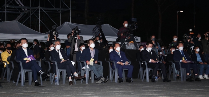 사진=광주교육청/'5·18민중항쟁기념 전야제'에 장휘국 교육감과 광주교육청 관계자들이 참석했다.
