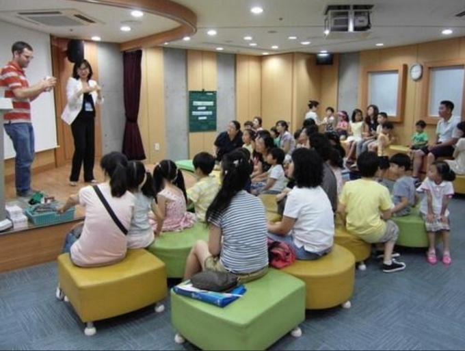 사진=부산광역시립중앙도서관/부산 영어독서 프로그램