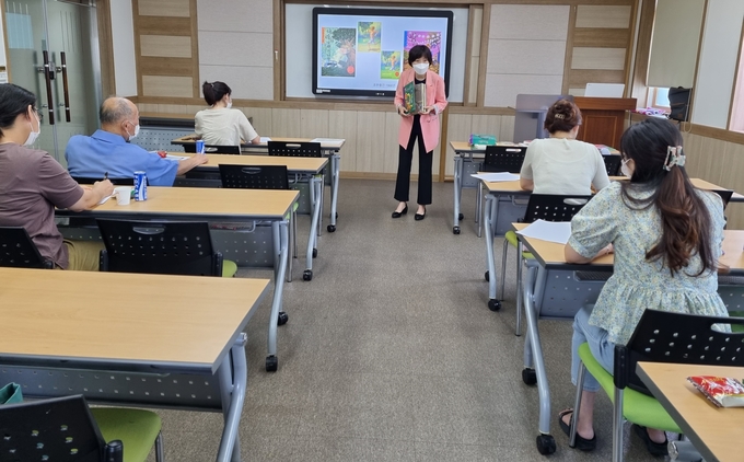 사진=경북교육청/봉화도서관 독서코칭 특강 운영
