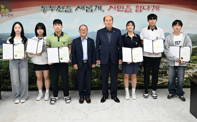 농협 동두천시지부, 동두천시 관내 우수 학생 장학금 전달