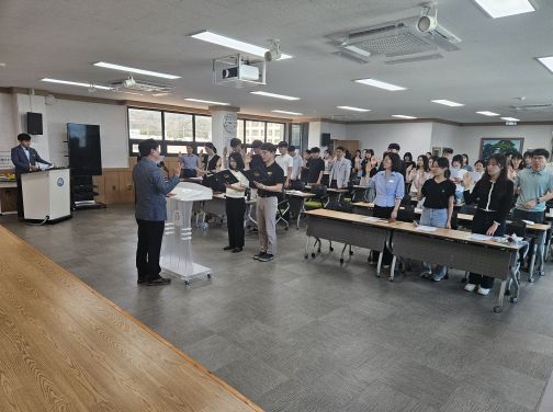 울진교육지원청, 적극행정 실천 다짐 및 직장 내 괴롭힘 근절 서약식