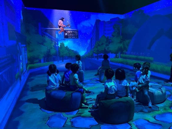 달서디지털선사관,“이만옹”과“선사인”