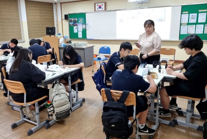 도서관과 함께하는 청소년 교육문화 프로그램