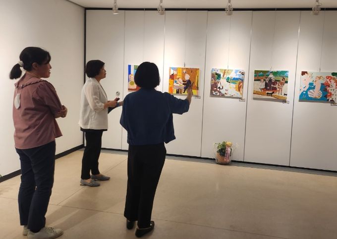 고수빈 작가 첫 개인전 '상상의 명화극장'