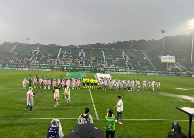 김포 학교스포츠클럽대회 초등축구부 우승팀, 김포FC 홈경기 에스코트키즈로 함께 해
