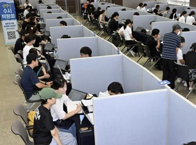 안양과천교육지원청, 안양시와 '2025 대학입학 수시박람회' 공동 개최