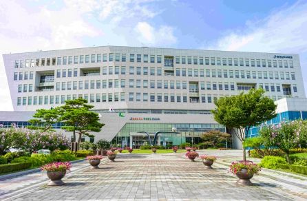 충남교육청, 개학 전·후 학교 내 코로나19 방역 수칙 긴급 안내 및 능동감시체계 운영