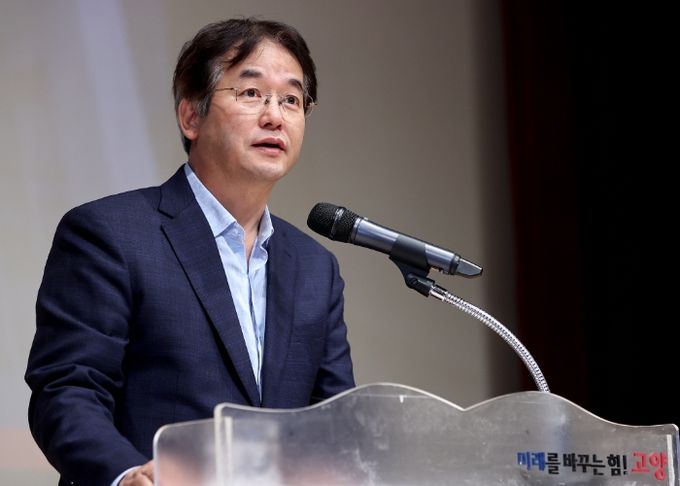 ‘9월 직원 소통·공감의 날' 행사에서 인사말 중인 이동환 고양특례시장