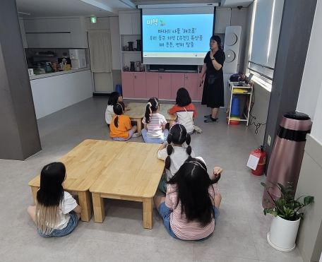 울산 동구 마을교사, 돌봄센터 수업 지원 나서