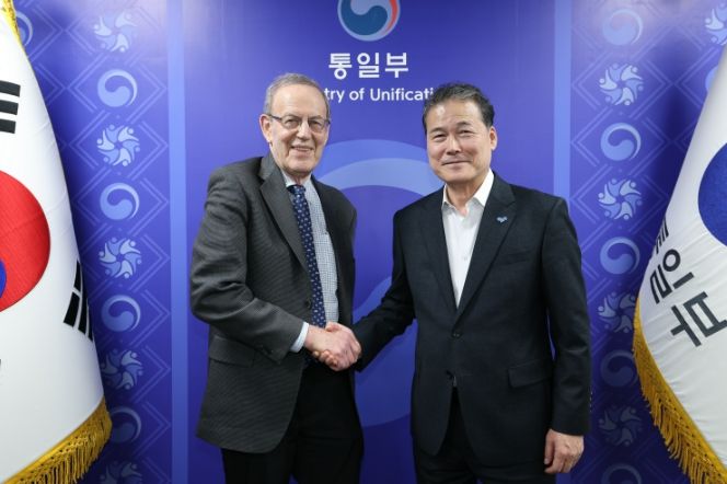 김영호 통일부장관, 칼 거쉬만 전(前) 미국 민주주의진흥재단(NED) 회장 접견