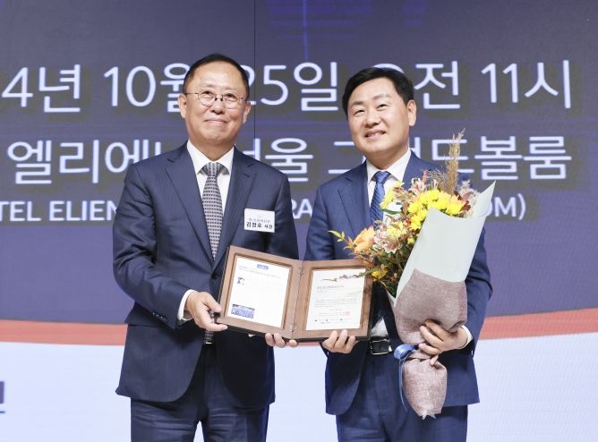 김관영 지사, 2024‘한국경제 최고 리더’ 선정