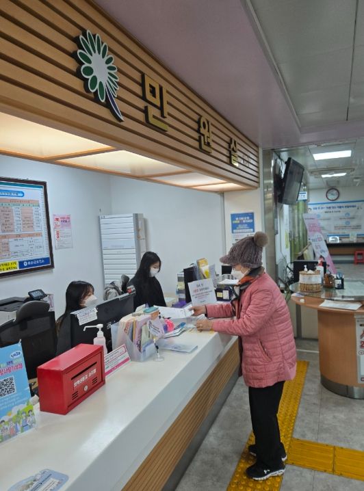 화순군보건소 민원실 마스크 착용 사진
