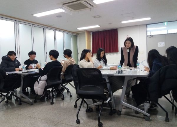 서부 상반기 중학교 학력 향상 캠프 운영