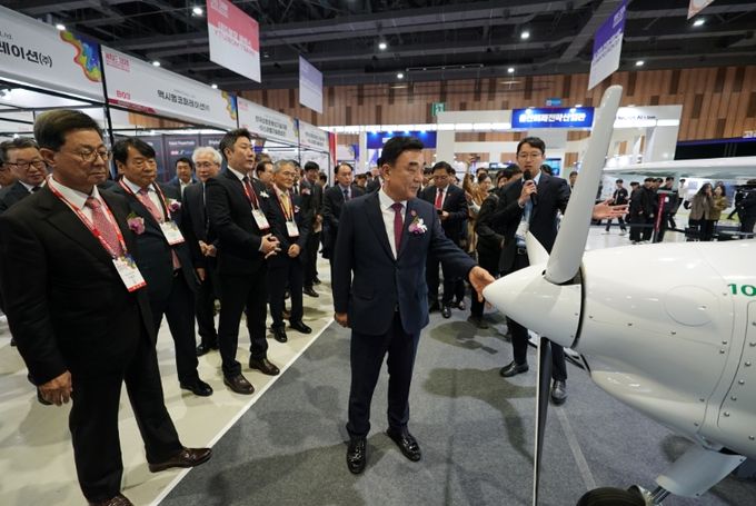 전시·행사 산업 활성화 및 국제 경쟁력 강화 추진