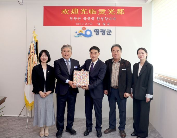 장세일 영광군수, 구징치 중국총영사와 협력논의