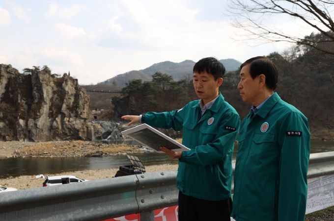 충주시 여름철 풍수해 대비 재난 예,경보시설 점검(조길형시장 수주팔봉 현장점검)
