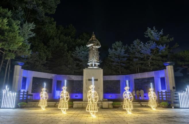 2024 ‘행주가(街) 예술이야(夜)’ 권율장군 동상 포토존