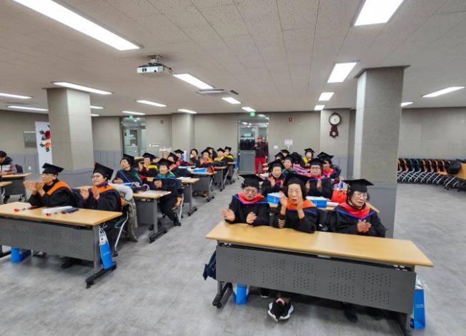 성인문해 수료식