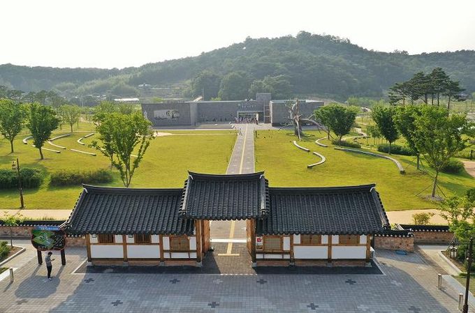 정읍시, 한국가요촌 '달하' 21억 투입 야외 경관 대변신… 2026년 완공 목표