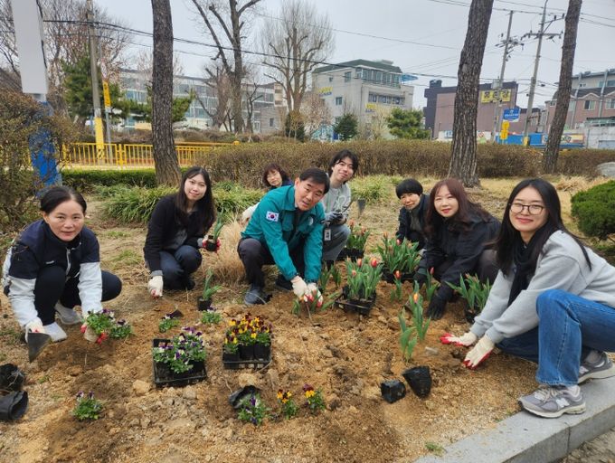 천교육지원청-함께 그린 청렴 식목행사