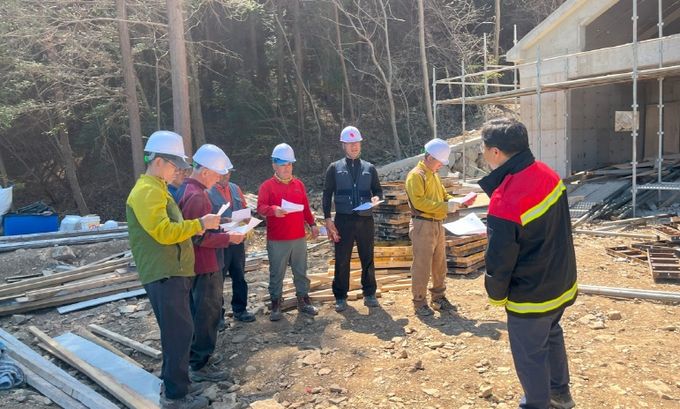 경남 고성군, 갈모봉자연휴양림 시공사업장 산불 안전교육 실시