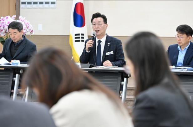 김제선 청장, 취임 1주년 확대간부회의 통해 직원들에게 감사 인사 전해