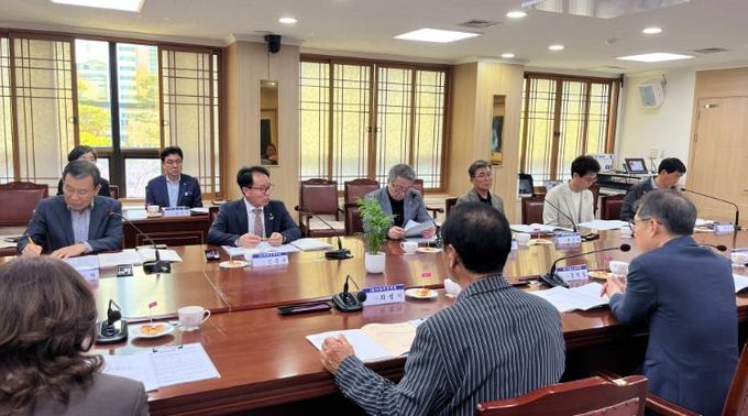 (재)거창군장학회, 2025년 임시이사회 개최