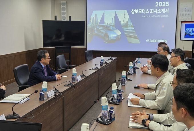 홍성주 대구광역시 경제부시장, 자동차부품기업 현장방문