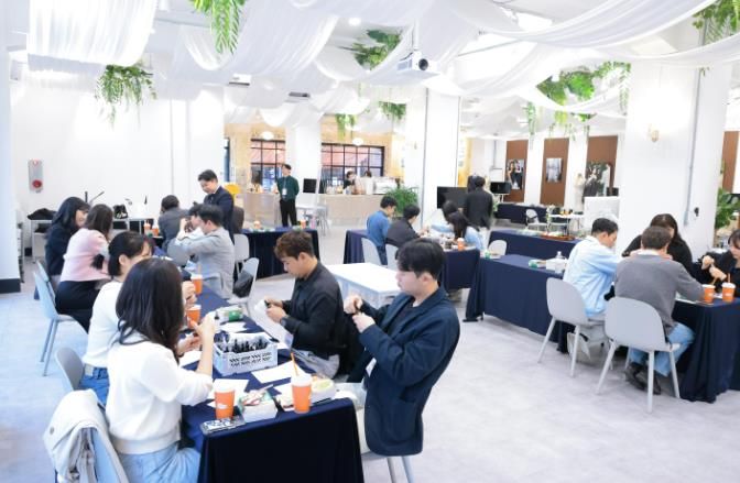 새로운 인연의 시작 , 서구는『취향의 발견』중 !