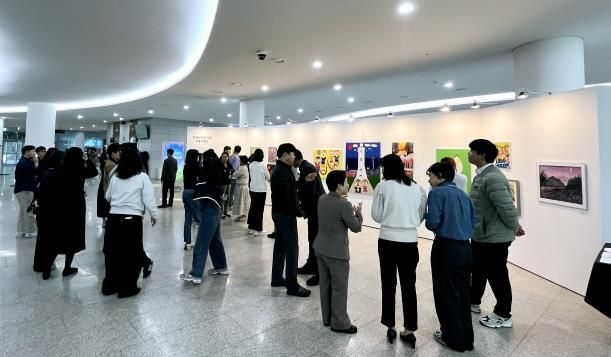 경기도, 장애인의 날 기념 도청에서 ‘장애 예술인 특별 전시회’ 열어