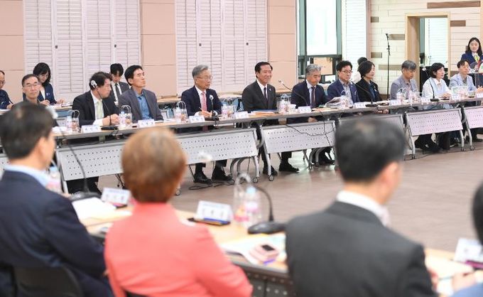 거창군, 교육정책 사업 학교장·총장 간담회 개최