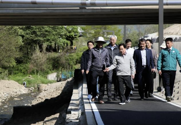 끊긴 길 잇고, 막힌 길 뚫는다…주광덕 남양주시장, 진접·오남 인프라 개선 사업 현장 방문