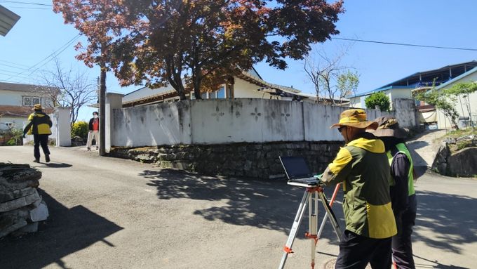 제44호 사랑의 집짓기, 거창군 웅양면 노현리 화동마을에서 사업 시작