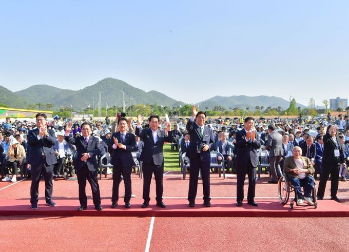 장성군, 제33회 전남장애인체전 성화 타올랐다