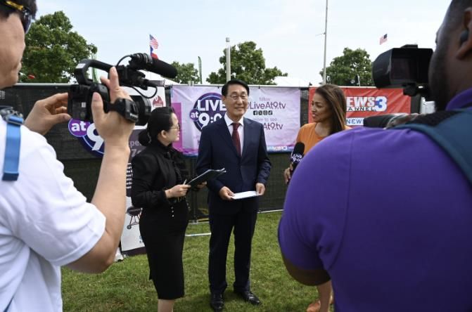 멤피스 방송사 홍성군 조명 '눈길'