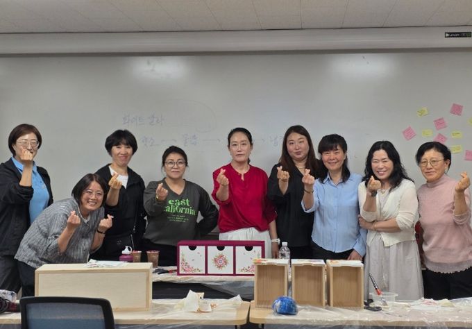 청렴 가치 확산 위한 ‘종이수건 공예’ 프로그램