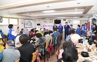 바르게살기운동 동래구협의회, 이웃 사랑나눔 어르신 효사랑 경로잔치 진행