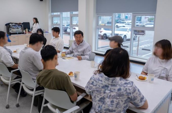 ‘군수님 밖이라고 다르지 않아요!’...증평군, 학교 밖 청소년과 특별한 만남