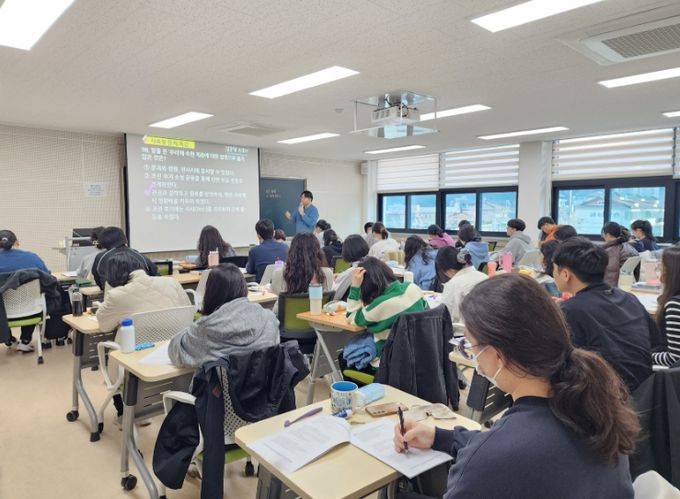 청년시험준비반 하반기 수강생 50명 모집