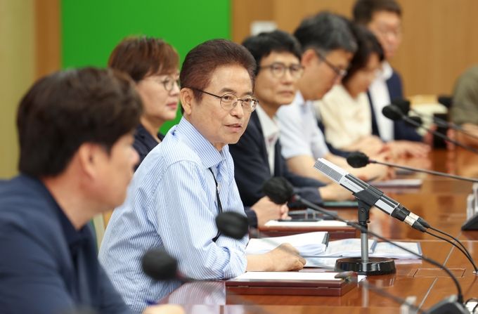 이철우 경북도지사, 간부회의