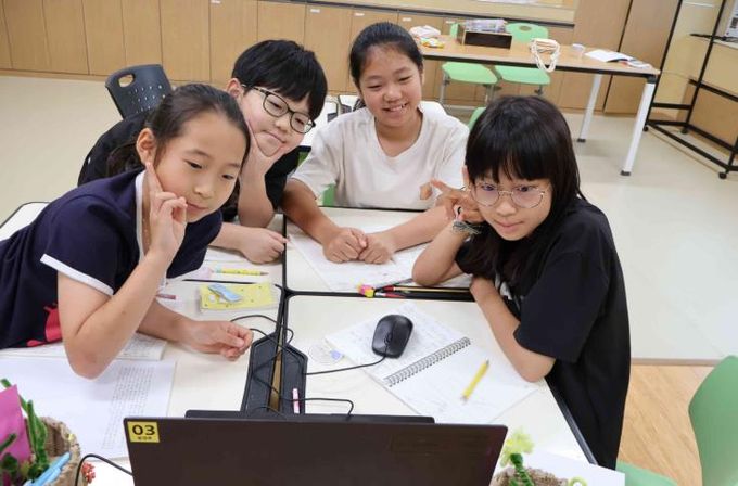 영호남교류로 맺어진 원격 화상 공동수업 실시