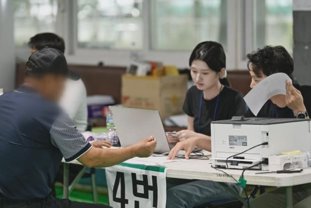 남원시 민생회복 소비쿠폰 지급 개시, 시민 편의 높인다.