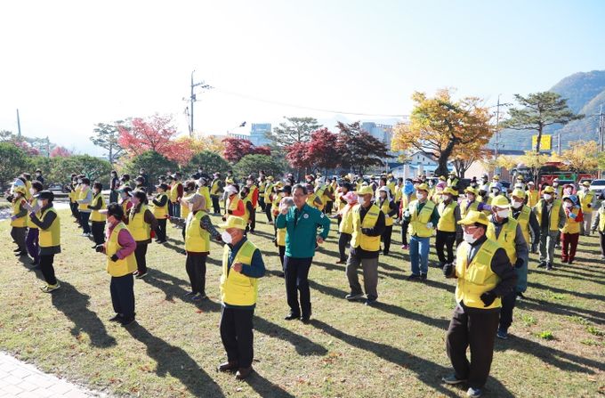 (노인일자리 군민건강체조)