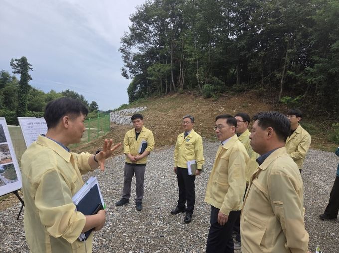 노홍석 행정부지사, 완주군 산사태 취약지역·폭염 무더위쉼터 현장 점검