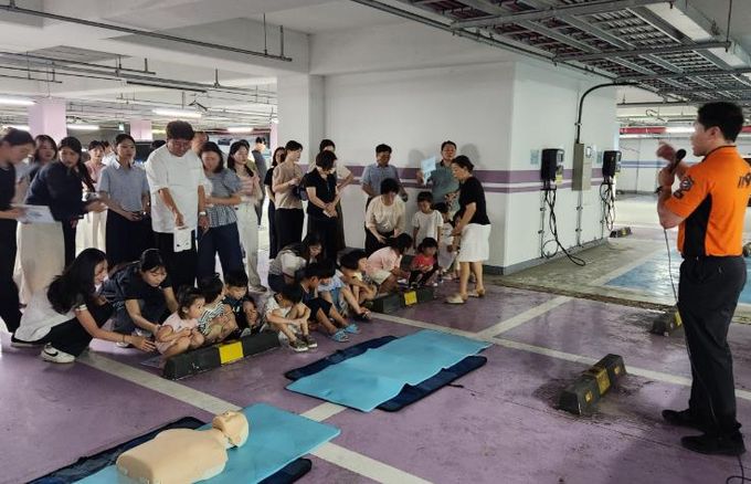 부안군, 부안읍 미소가애아파트 민방위 시범 대피훈련 실시