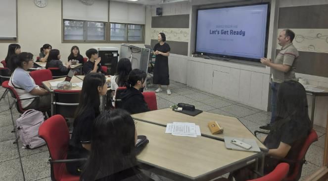 고양교육지원청, 원어민 교사와 함께 영어 기반 온라인 국제교류공유학교 운영을 통해 세계시민되기 프로젝트