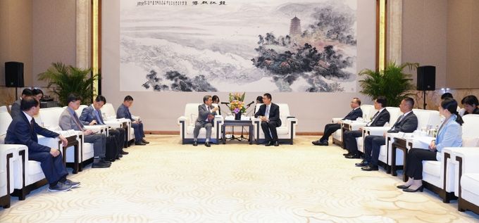 중국(루산 저장성 부성장 면담)