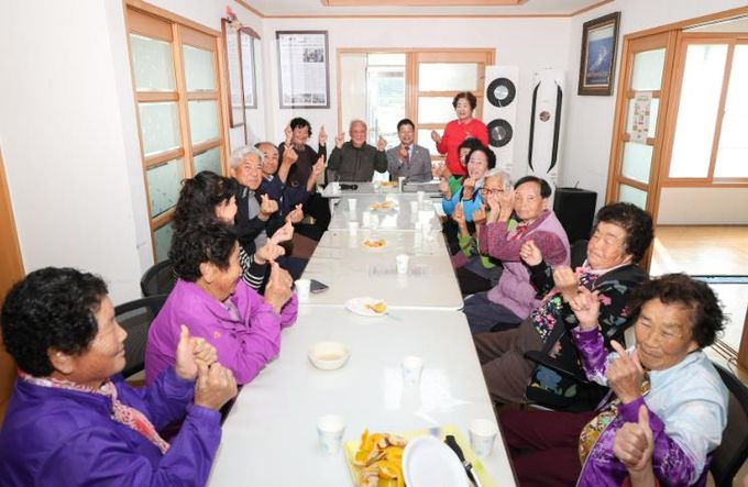 이상근 고성군수, 농번기 건강관리·동절기 앞두고 경로당 현장 방문 등 소통 행보