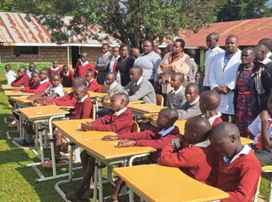 광주광역시교육청, 아프리카 케냐 학교에 책걸상 기증
